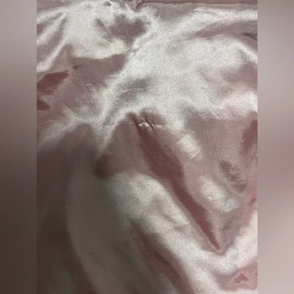 Satin Pink Robe - Picture 5 of 5